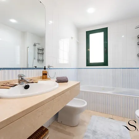 شقة Terrace Of Paradise, 2 Bed 2 Bath, Parking, Pool بينالماذينا