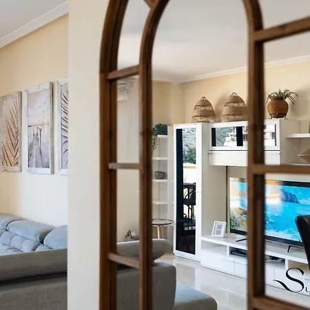 Terrace Of Paradise, 2 Bed 2 Bath, Parking, Pool