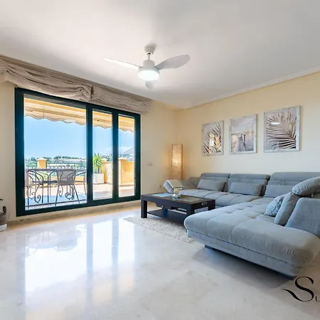 Apartament Terrace Of Paradise, 2 Bed 2 Bath, Parking, Pool